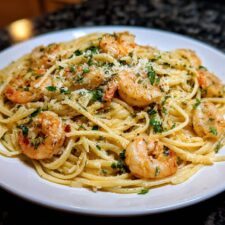 25-Minute Shrimp Garlic Butter Linguine: Irresistible Perfection