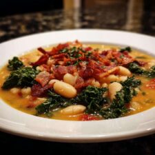 Irresistible Hearty Italian White Bean Soup in 4 Simple Steps