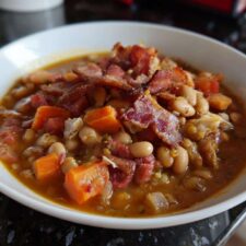 1 Bowl of Hearty Mixed Bean Soup Will Warm Your Soul