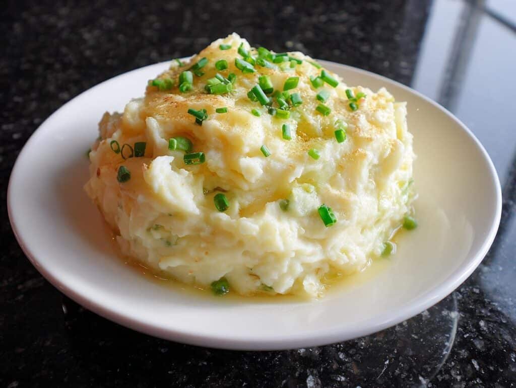 Colcannon (Mashed Cabbage & Potatoes)