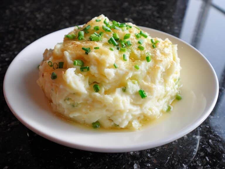 Colcannon (Mashed Cabbage & Potatoes)