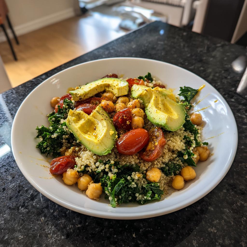 Kale & Chickpea Grain Bowl - detail 2