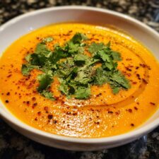 Creamy Roasted Carrot and Orange Soup in 6 Easy Steps