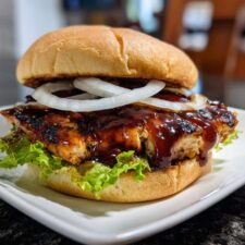 Juicy BBQ Chicken Burger Recipe Ready in 20 Minutes