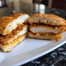Ultimate Crispy Chicken Burger Recipe in Just 25 Minutes