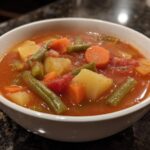 Slow cooker vegetable soup